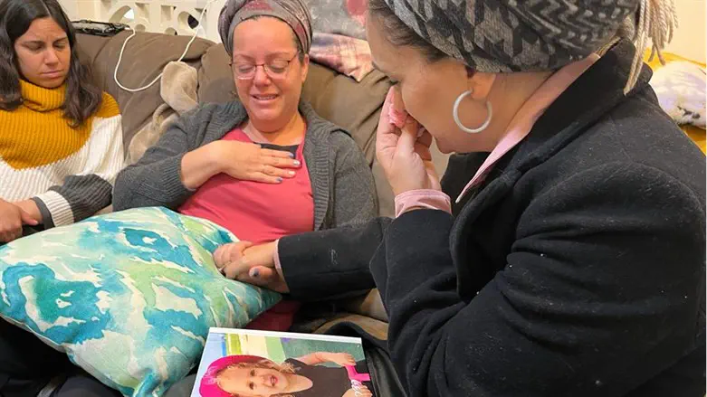 סון הר מלך בניחום אבלים