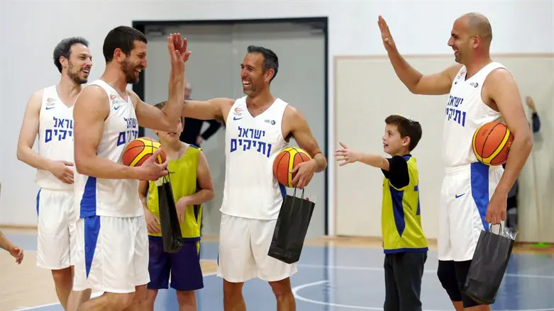 נבחרת הותיקים של ישראל. ניצחו בבכורה המחודשת