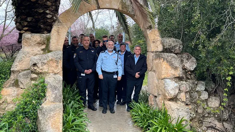 ניצב ביתן בשילה הקדומה 