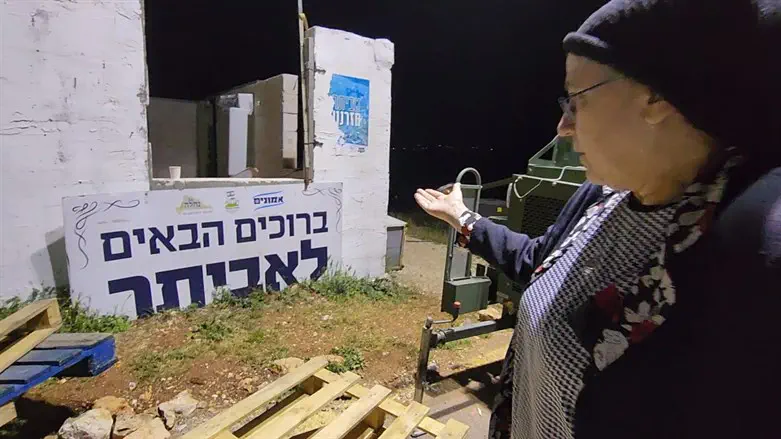 השרה אורית סטרוק באביתר