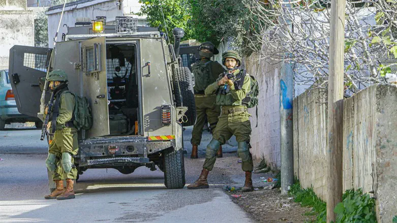 IDF soldiers, Archive