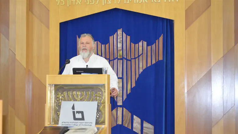 הרב יהודה עמיחי