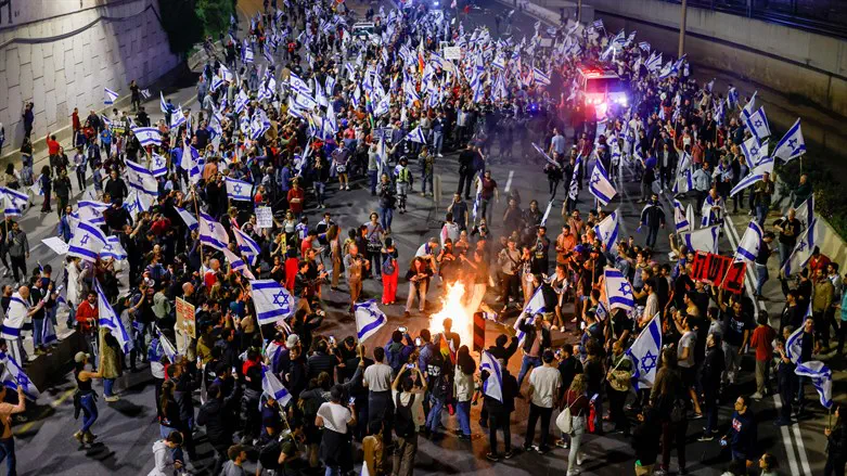 מדורה בנתיבי איילון