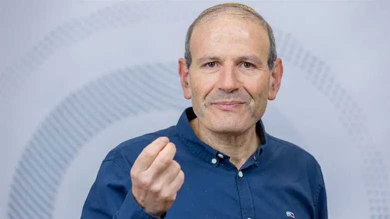 פרופ' שחר ליפשיץ