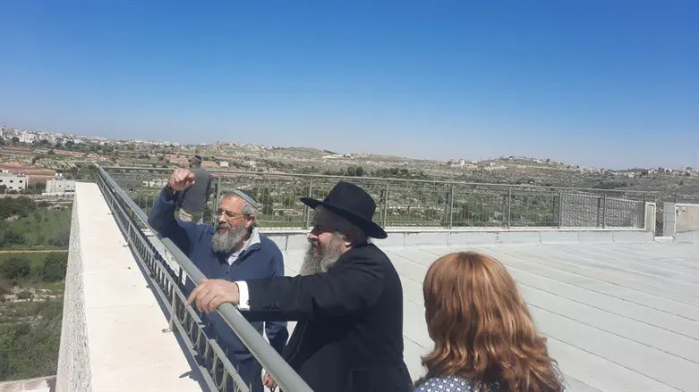 הרב אסמן בחברון