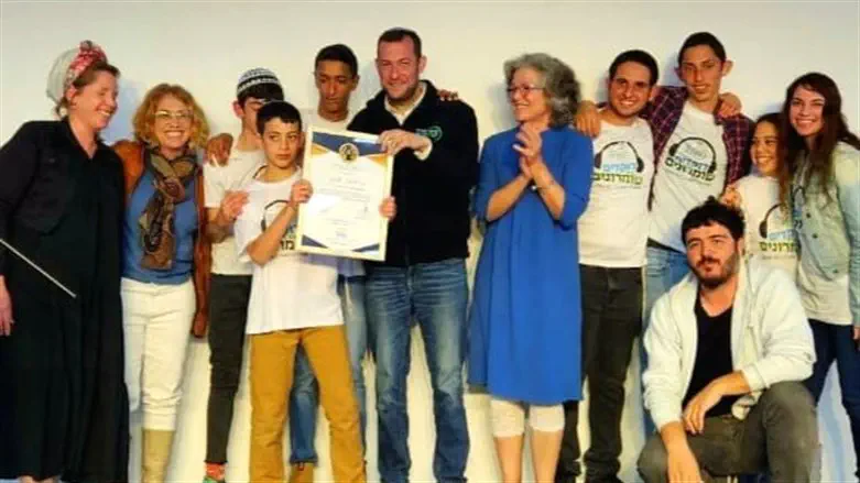 הענקת הפרס לשומרון