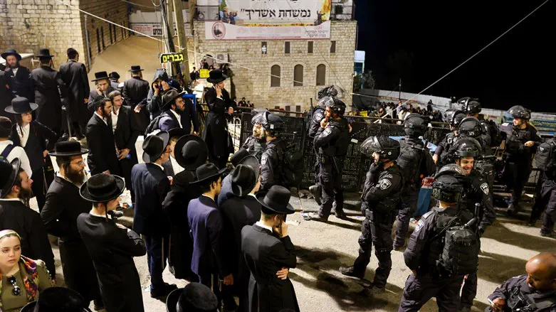 ההילולה במירון. ארכיון