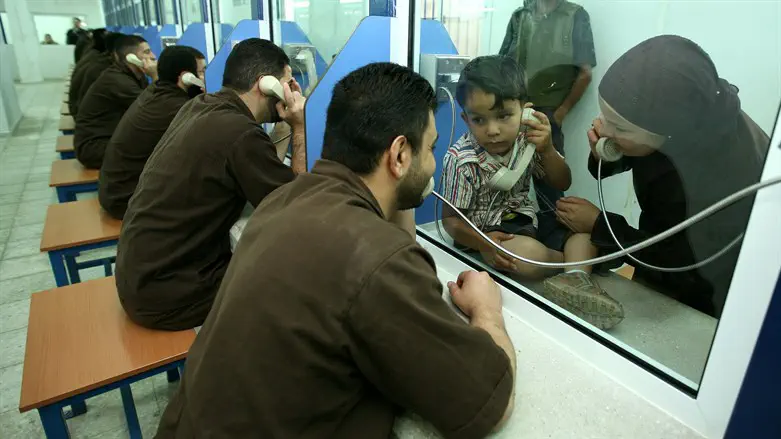 אסירים ביטחוניים