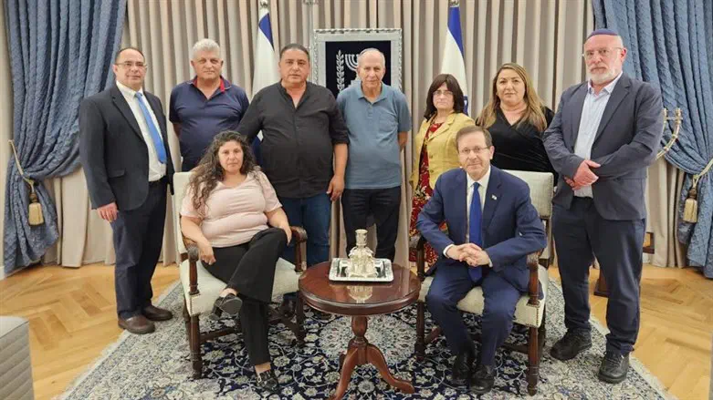 הרצוג והמשפחות השכולות