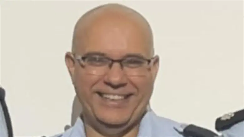 רס"ב מנחם שריקאר