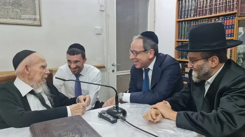 גפני וניידס עם הרב אדלשטיין