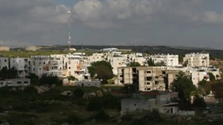 העיר עמנואל