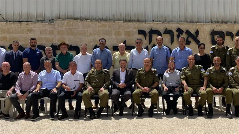 סמוטריץ', עליאן ועטילה עם אנשי המנהל האזרחי