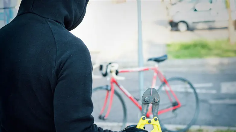 גניבת אופניים