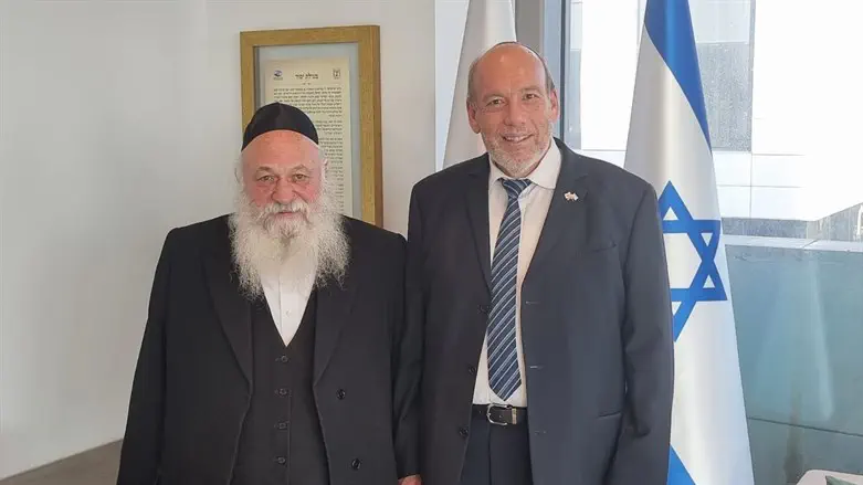 גולדקנופף ואנגלמן