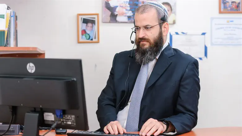 הרב עומר שפס