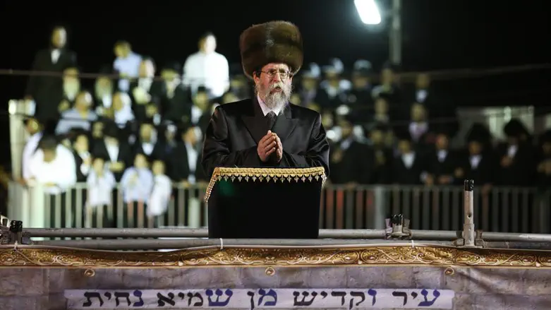 האדמו"ר מבאיאן במירון