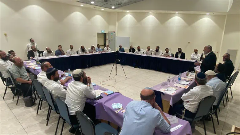 עשרות רבנים בוגרי מצפה יריחו