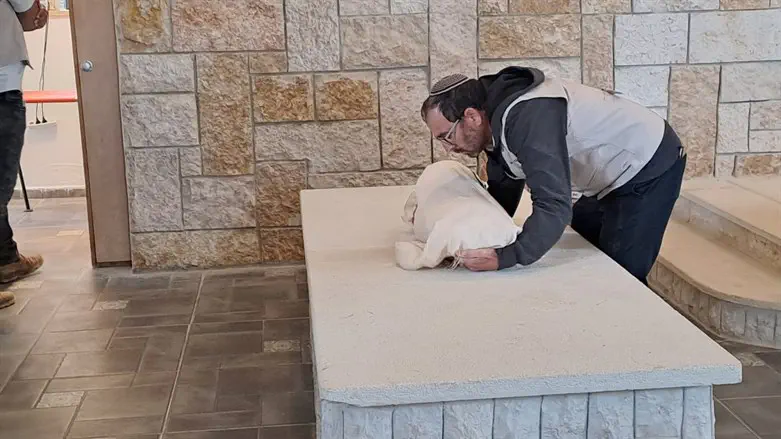 הלווית התינוק מעיין דומונוביץ' בכפר עציון