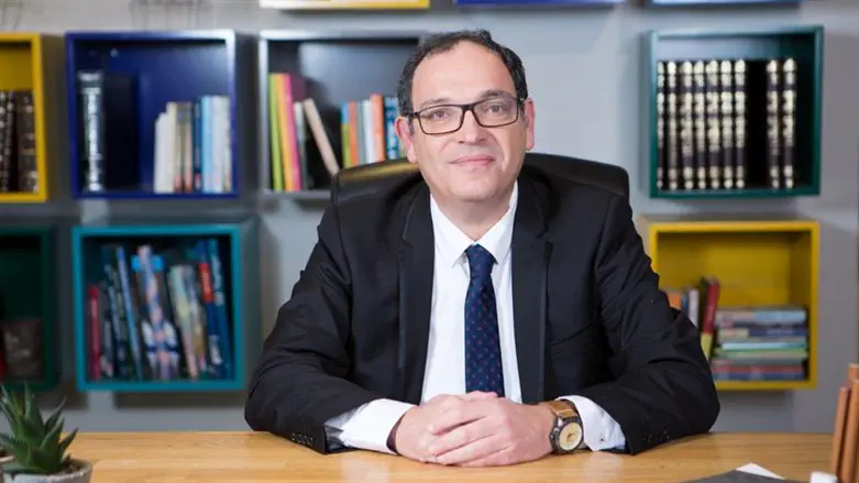 הרב שי פירון