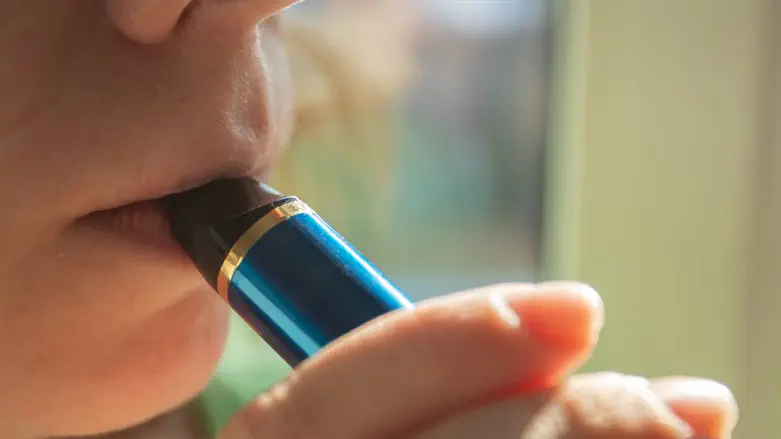Electronic cigarettes