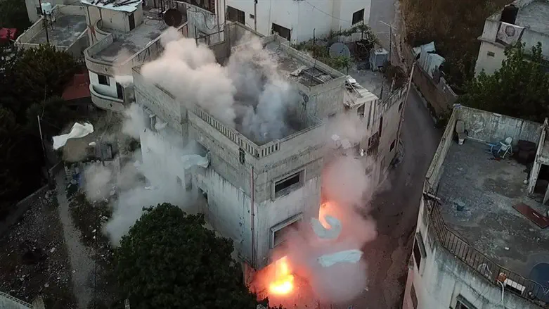 הריסת בית מחבל. ארכיון