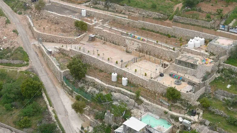 גן האירועים החדש סמוך לבית ג'אלה