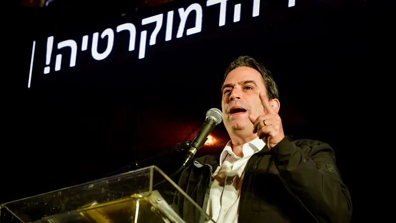 יושב ראש לשכת עורכי הדין, עורך הדין עמית בכר, במחאה נגד הרפורמה