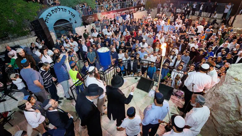 מעמד ההדלקה בהילולת ר' יהודה בר עילאי, בשנה שעברה