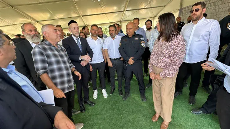 רגב ומקלב במהלך הסיור