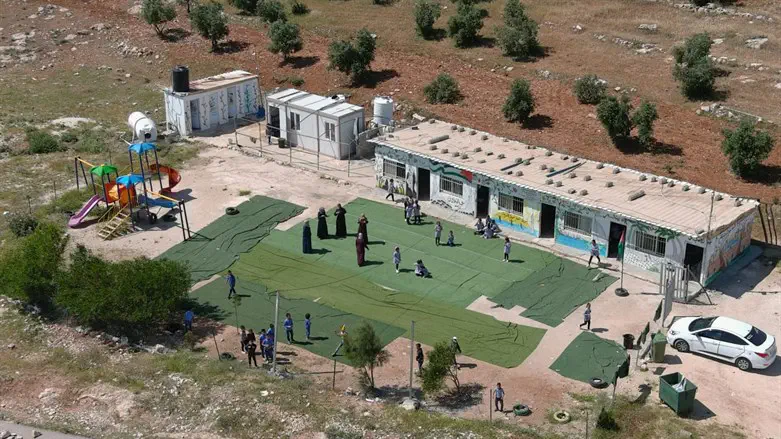 The illegal school before demolition