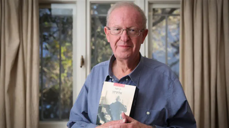 פרופ' דן לאור