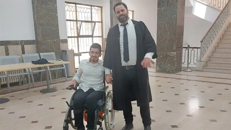 אליהו דהן ועורך דינו חיים בלייכר