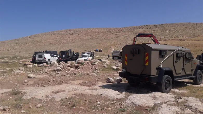 הרס בחווה של נריה בבנימין