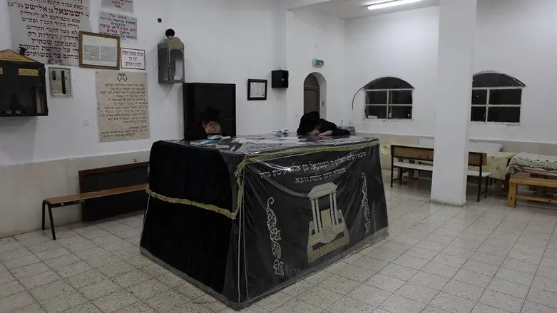 קבר רב יישמעאל כהן גדול בסג'ור