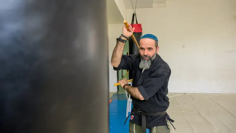 "בזכות כיתות הכוננות ההתיישבות ביהודה ושומרון קיימת". אייל ניומן