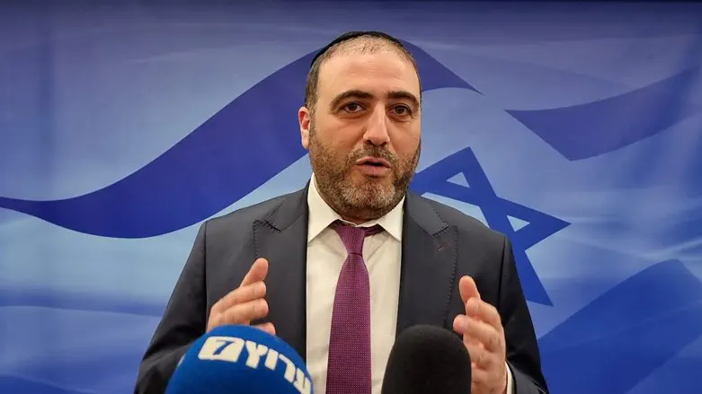Minister Moshe Arbel