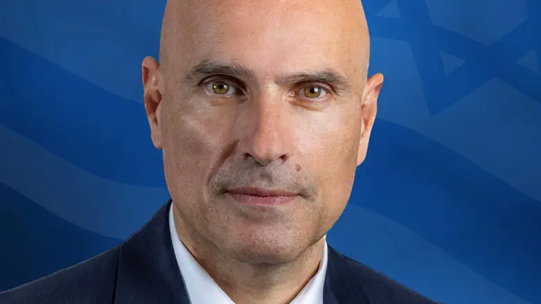 עו"ד אפי נווה