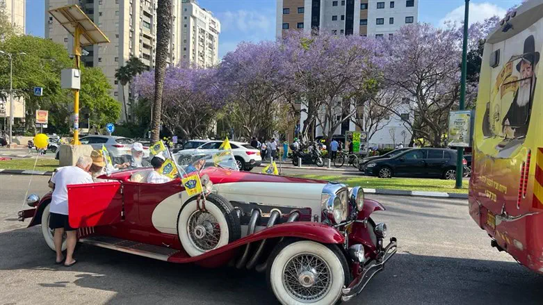 תהלוכה של חב"ד 