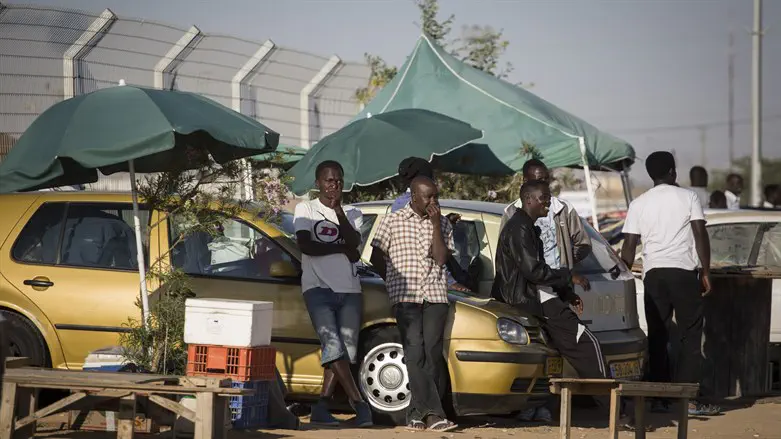 השמאל מנסה לנטרל את יתרון הדמוגרפיה. מסתננים מסודן