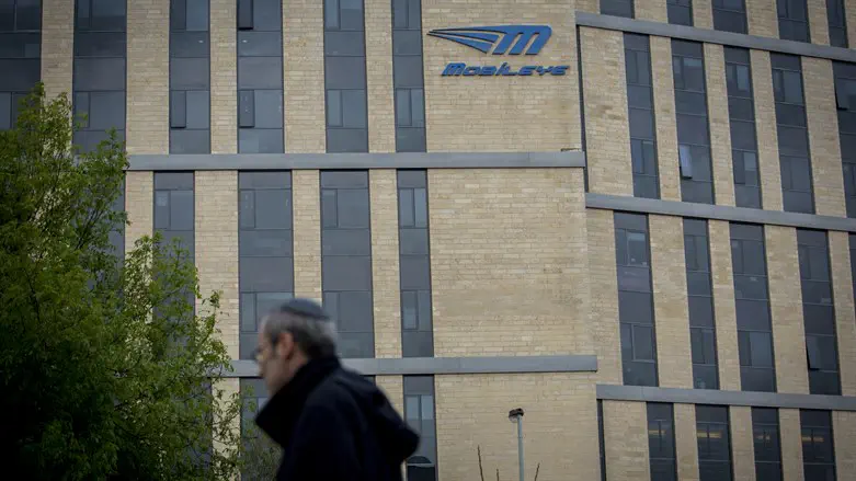 הקמת מרכז פיתוח שיוביל למהפכות תחבורתיות עולמיות. חברת 'מובילאיי'