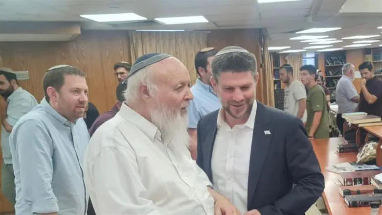 סמוטריץ' והרב ויצמן