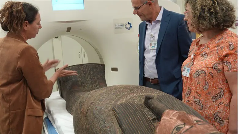 בדיקת הסיטי למכסי ארונות הקבורה המצריים