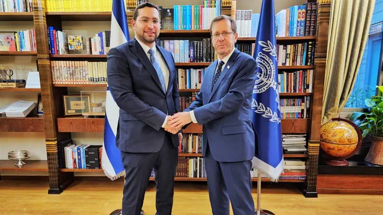 Wasserlauf and Herzog