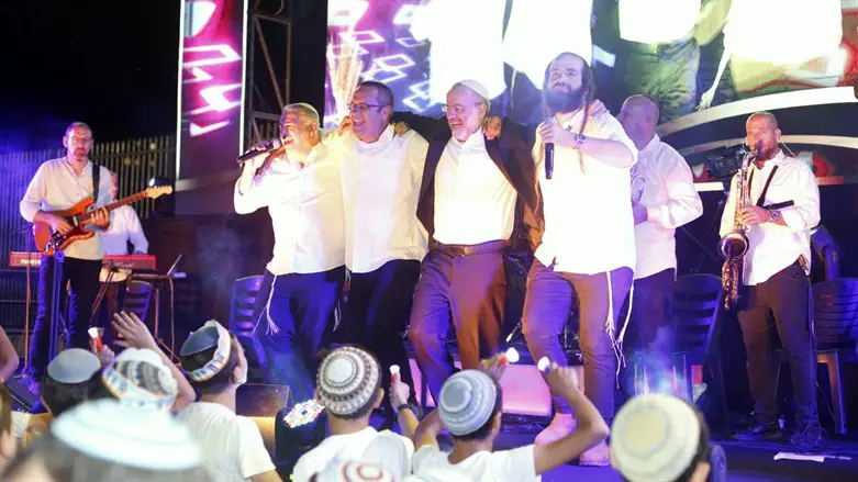 ערב סיומים ברבבה