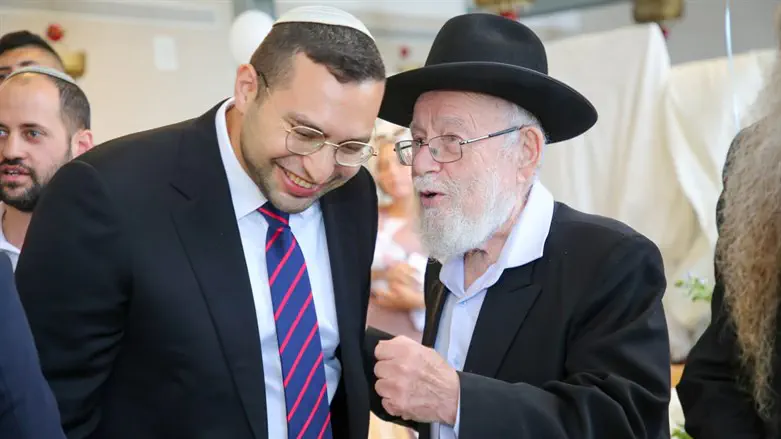 הרב דב ליאור ויצחק וסרלאוף