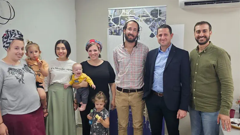 ח"כ אוהד טל במהלך הסיור