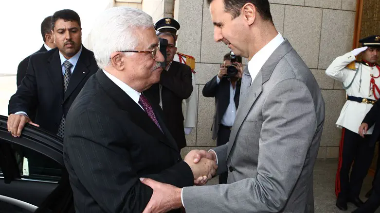 מחמוד עבאס במפגש עם בשאר אסד