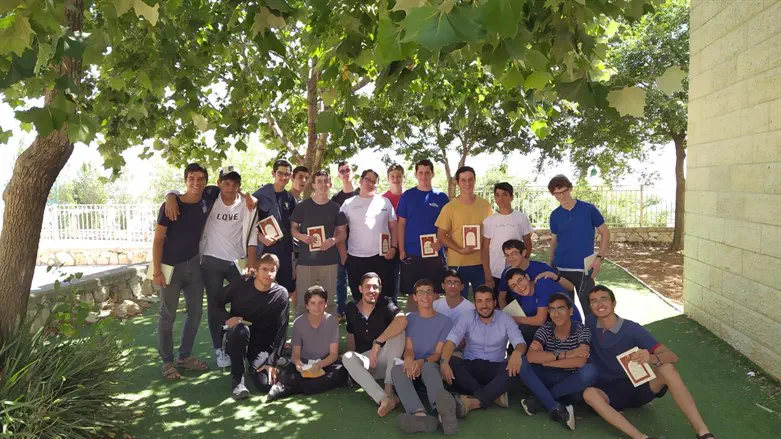 המחנה התורני  ישיבת הר ברכה