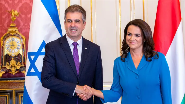 שר החוץ כהן עם נשיאת הונגריה קטלין נובאק